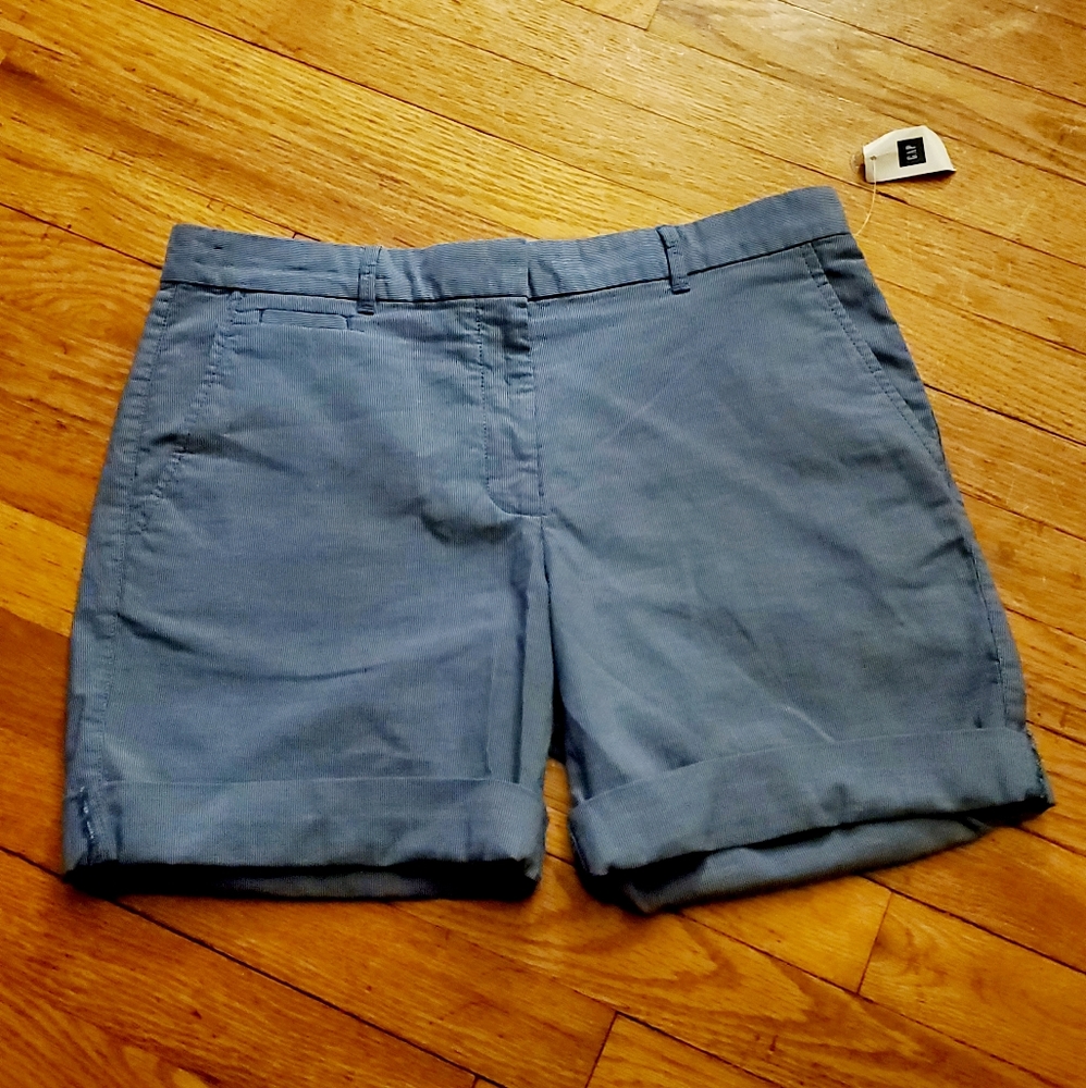 NWT Gap Rollup Shorts
